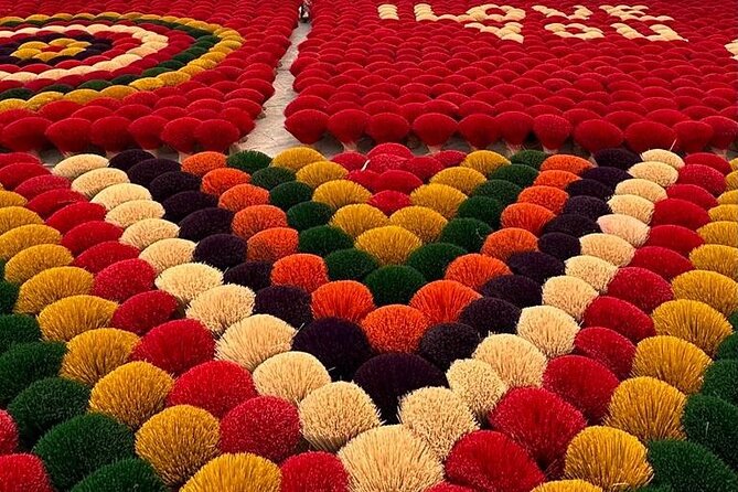 Incense Village Small Group of 9 Tour From Hanoi to Ninh Binh - Tam Coc by sampan, the day’s highlight