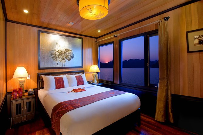 Indochina Sails Halong Bay - Day two: Titop Island and the best viewpoint