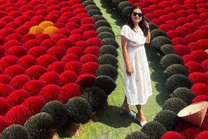 Instagram Incense Quang Phu Cau Village Tour with Train Street - Timing, food, and small practical details