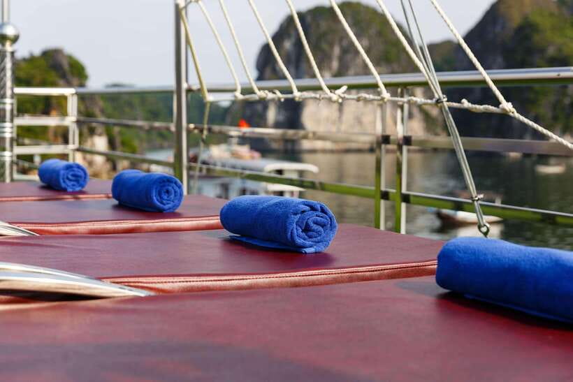 Lan Ha Bay: 2-Day Cruise with Meals, Activities and Pickup - Who gets the best value from this cruise