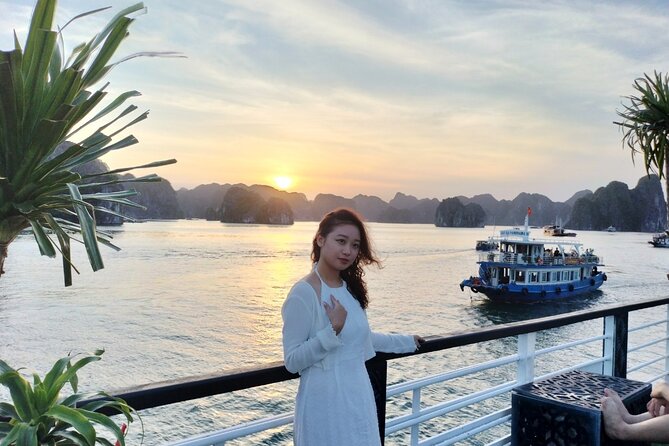 Lan Ha Bay day tour from Cat Ba, Hanoi - Serenity Boutique Cruise - Boat comfort, group size, and guide service