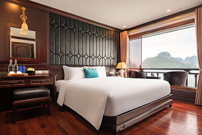 Lan Ha - Ha Long Bay 5Star cruise-Private balcony cabin 2day trip - Day 1: From Tuan Chau Island to Lan Ha Bay