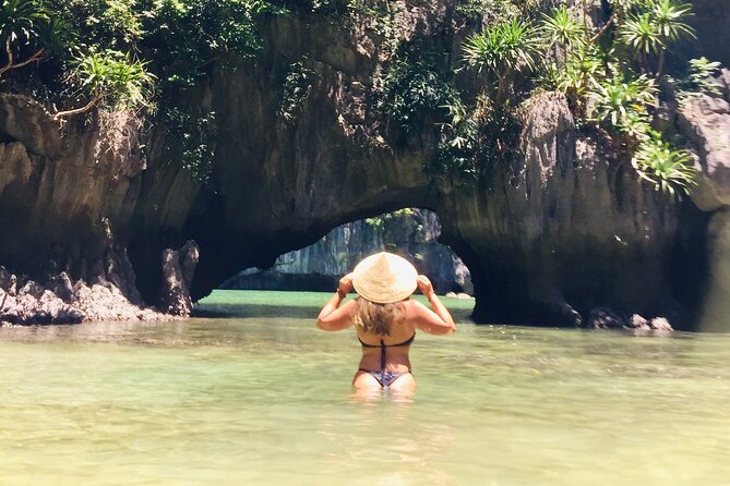Lan Ha - Ha Long bay with local experts (small group guaranteed) - K.A. Cave and Bats Cave by kayak