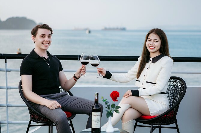LUXURY Halong Bay Cruise 5 Stars Full Day Tour with Buffet Lunch - What the $70 price really includes