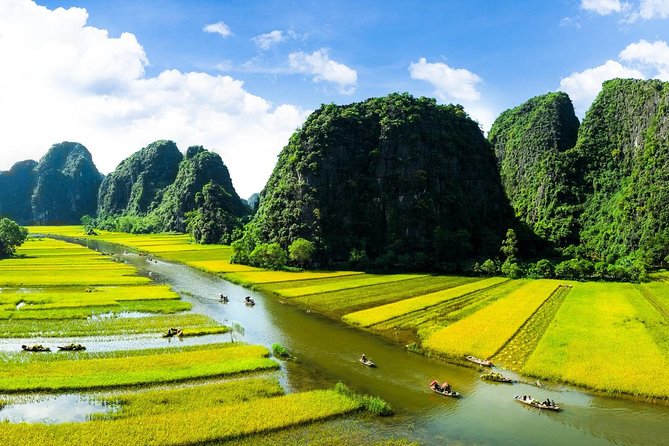 Luxury Hoa Lu Tam Coc Mua Cave 1 Day With Limousine Bus And Lunch - Hoa Lu and the temples of two kings