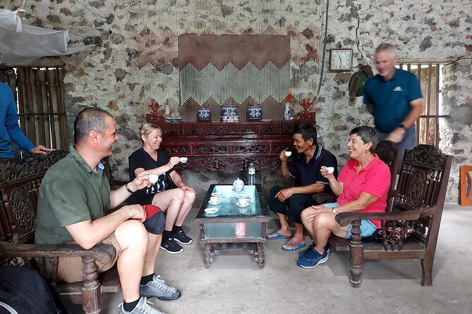 Luxury Ninh Binh Full Day Tour From Hanoi (Trang An - Hoa Lu) - A three-generation home visit near Tam Coc