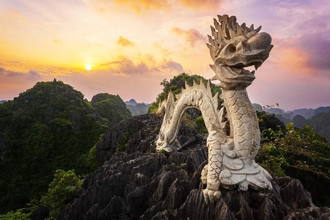 Luxury Ninh Binh: Hoa Lu - Mua Cave - Tam Coc Day Tour from Hanoi - Hoa Lu and Vietnam’s 10th-century capital