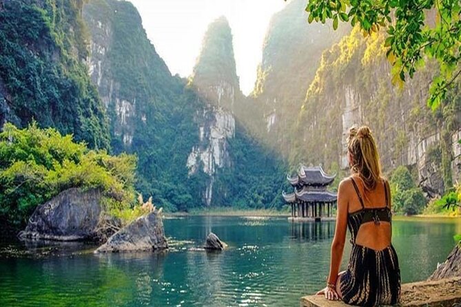Luxury Ninh Binh Tour to Tam Coc, Mua Cave, Bich Dong Pagoda - Cycling through rice fields and rural villages