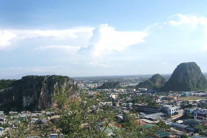 Marble mountain and Linh Ung temple from Da Nang/ Hoi An (4 hour) - Entering the caves and temples of Marble Mountains