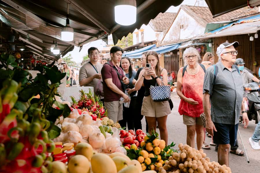 Market Tour - Cooking Class - Coconut Boat Riding - What the food focus really adds