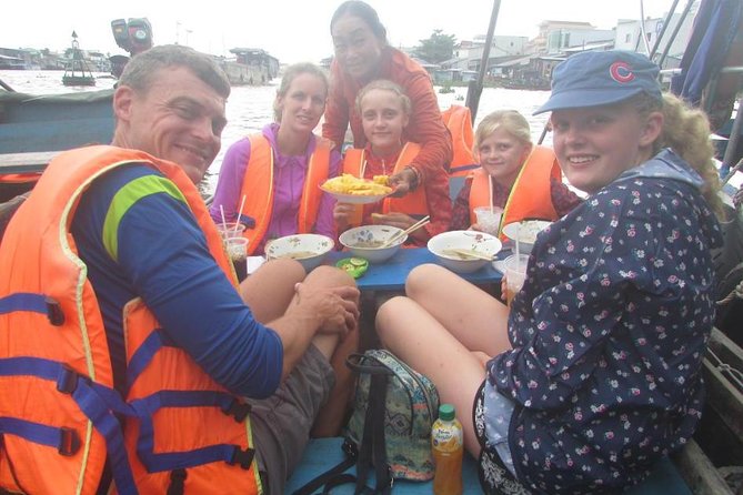 Mekong Delta and Cai Rang Floating Market 5-Hours Tour - Cai Rang Floating Market and breakfast on the boat