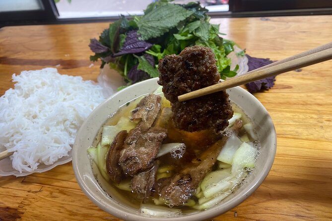 Minh's Unique Street Food Adventure - Dietary needs, children, and comfort