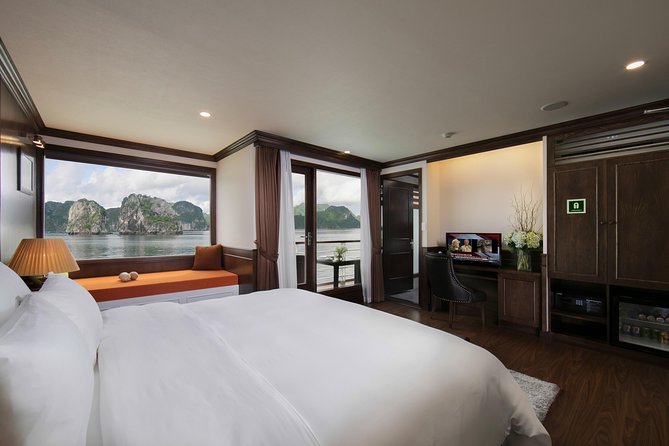 Mon Chéri Cruise 5 star: Unique 2 Days Tuan Chau - Halong bay - Lan Ha Bay - Lan Ha Bay and the first afternoon