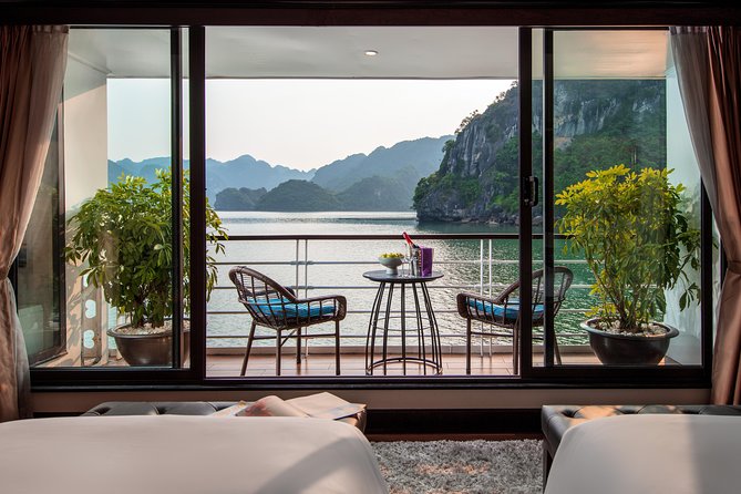 Mon Chéri Cruise 5 star: Unique 2 Days Tuan Chau - Halong bay - Lan Ha Bay - Halong Bay scenery from the deck