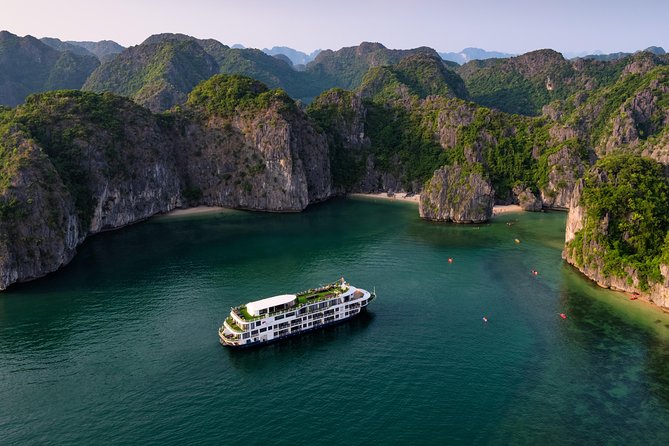 Mon Chéri Cruise 5 star: Unique 2 Days Tuan Chau - Halong bay - Lan Ha Bay - Meeting the ship at Got Pier