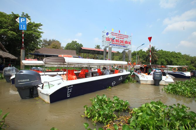Morning CuChi Tunnels-Tapioca-Secret Traps Luxury Speedboat 2Ways - Who will enjoy this outing most?