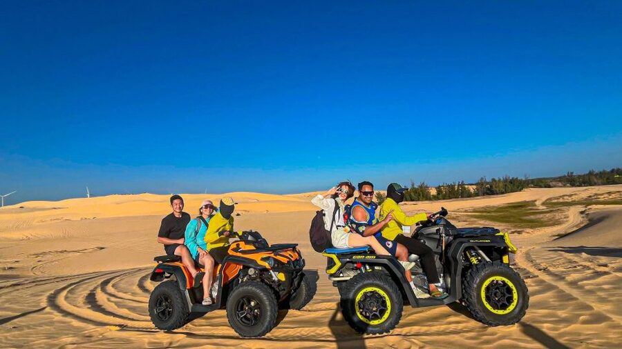 Mui Ne: Sand Dunes Jeep Tour with Friendly English Guide - Timing, comfort, and who will enjoy it most