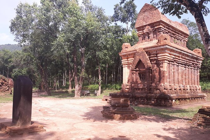 My Son Sanctuary and Marble Mountains from HOI AN OR DA NANG - What the guides add to the experience