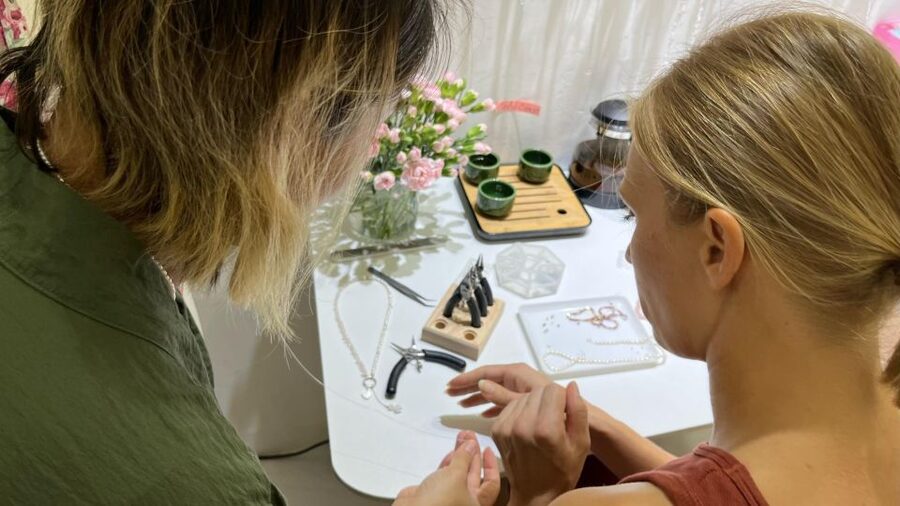 Nha Trang Jewelry Workshop - Choosing stones, pearls, beads, and charms