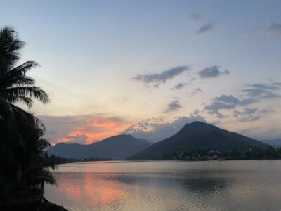 Stand-up Paddleboard Sunset Tour