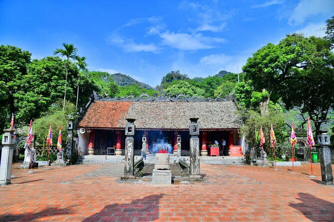 Ninh Binh 2 days 1 night Tour from Hanoi (Small Group of 9) - A bungalow night changes the rhythm