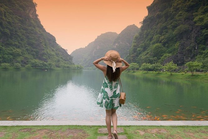 Ninh Binh Daily Tour: Hoa Lu- Am Tien Cave - Tam Coc- Bike - Bich Dong pagoda - How demanding is the full day?
