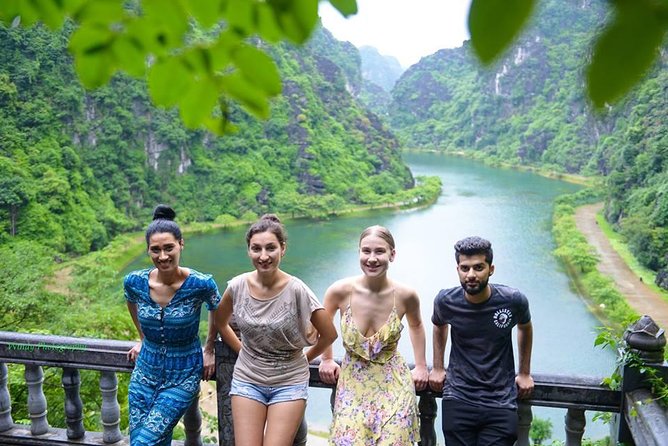Ninh Binh Daily Tour: Hoa Lu - Am Tien Cave- Trang An boat ride - Lunch and the practical middle of the day