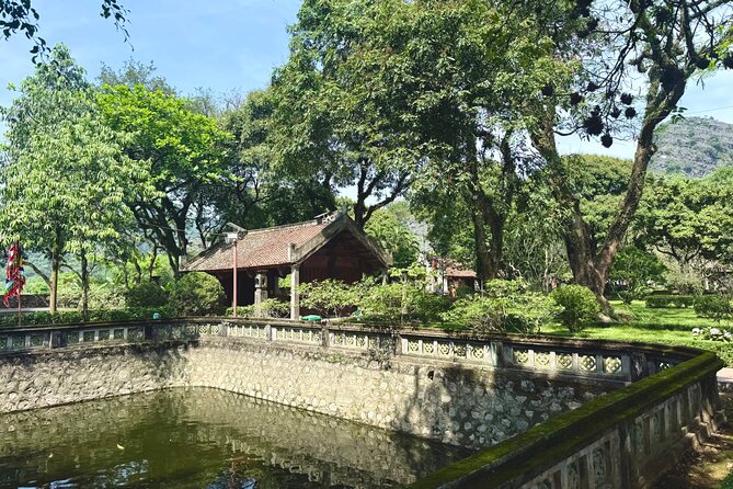Ninh Binh Day Escape from Hanoi: Local Life, Connection & Tales - Leaving Hanoi early for Ninh Binh