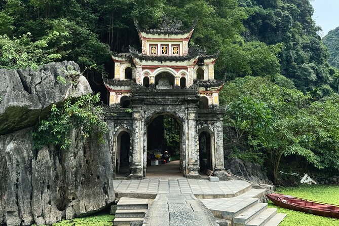 Ninh Binh Day Escape from Hanoi: Local Life, Connection & Tales - Who should book this Ninh Binh day trip