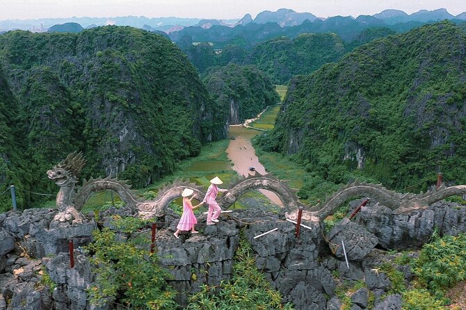 Ninh Binh Day Tour To Visit Hoa Lu -Tam Coc/ Trang An - Mua Cave - Mua Cave and the Lying Dragon viewpoint