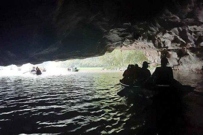 Ninh Binh Full-Day Tour from Hanoi to Hoa Lu, Tam Coc & Mua Cave Via Boat & Bike - Guides, group size, and the pace of the day