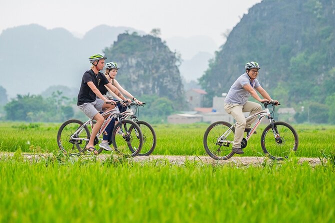 Ninh Binh Full Day Tour with Hoa Lu, Tam Coc and Mua Cave - Leaving Hanoi for the old capital