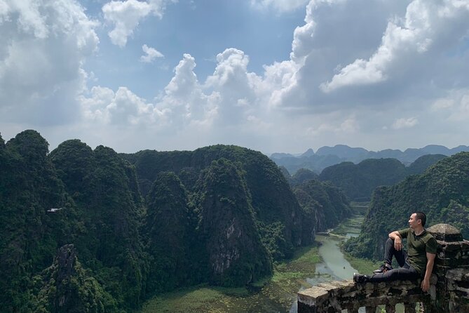 Ninh Binh Group Tour of 11 from Hanoi via Mua Cave Tam Coc Hoa Lu - What the $75 price really covers