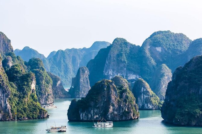 Ninh Binh Ha Long | 3 days 2 nights | 2026 Updated Travel Package - Climbing Hang Mua for the big view