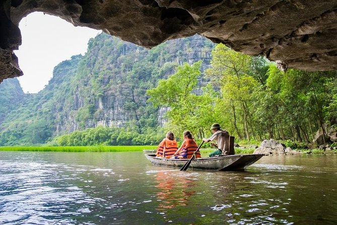 Ninh Binh Highlights Hoa Lu/Bai Dinh-Trang An/ Tam Coc- Mua Cave - The Countryside Bicycle Ride and Bich Dong Pagoda