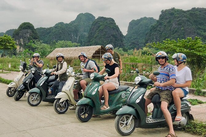 Ninh Binh HIGHTLIGHT & HIDDEN GEM Tour From Hanoi: Skip-The-Line - Hoa Lu and Vietnam’s early capital