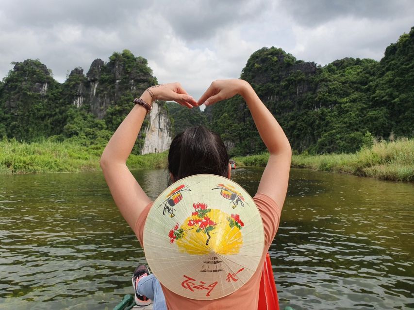Ninh Binh: Hoa Lu, Mua Cave, and Trang An Tour and Boat Ride - What the $56 price really covers