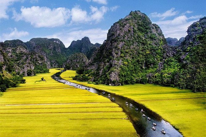 Ninh Binh Hoa Lu Tam Coc Mua Cave Boat & Bike Day trip from Hanoi: best selling - A short bicycle ride through the Tam Coc countryside