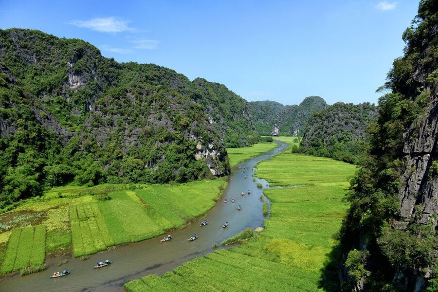 Ninh Binh: Hoa Lu, Trang An and Mua Caves Hiking Day Trip - Guides can shape the whole day