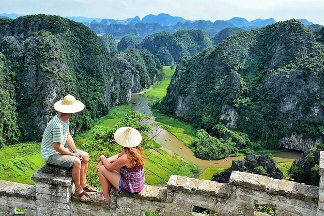 Ninh Binh Luxury Day Tour to Hoa Lu Trang An Mua Cave Max 9Pax - A full Ninh Binh day from Hanoi