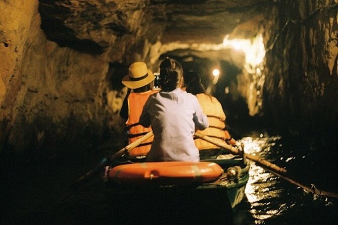 Ninh Binh Luxury Day Tour to Hoa Lu Trang An Mua Cave Max 9Pax - Rowing through Trang An’s grottoes