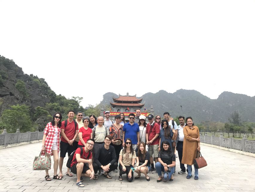 Ninh Binh Tour: Full-Day Hoa Lu and Tam Coc Boat Tour - Buffet lunch with local dishes