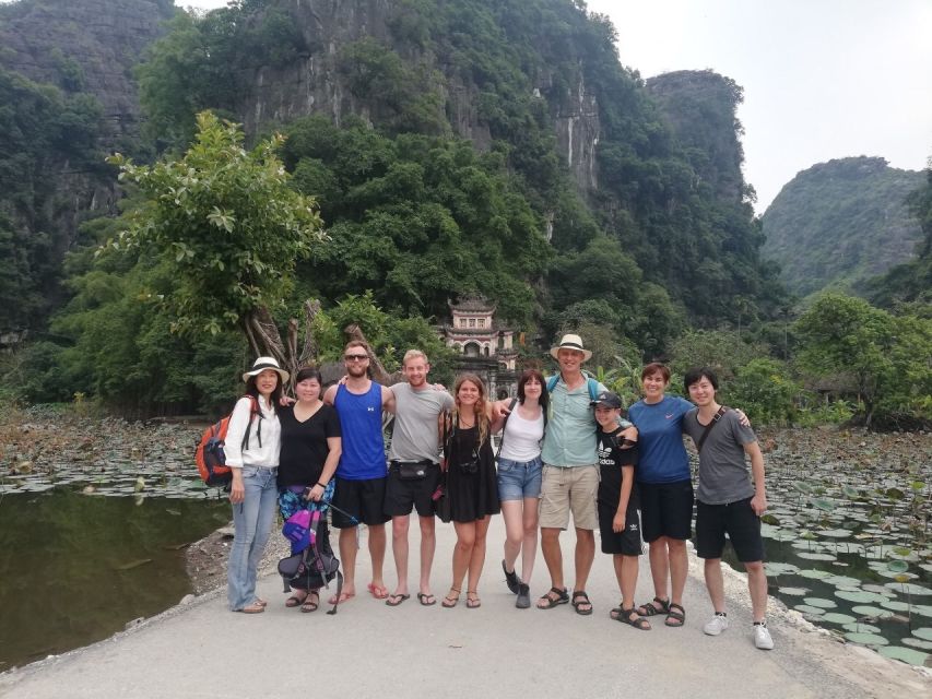Ninh Binh Tour: Full-Day Hoa Lu and Tam Coc Boat Tour - The optional Mua Cave climb