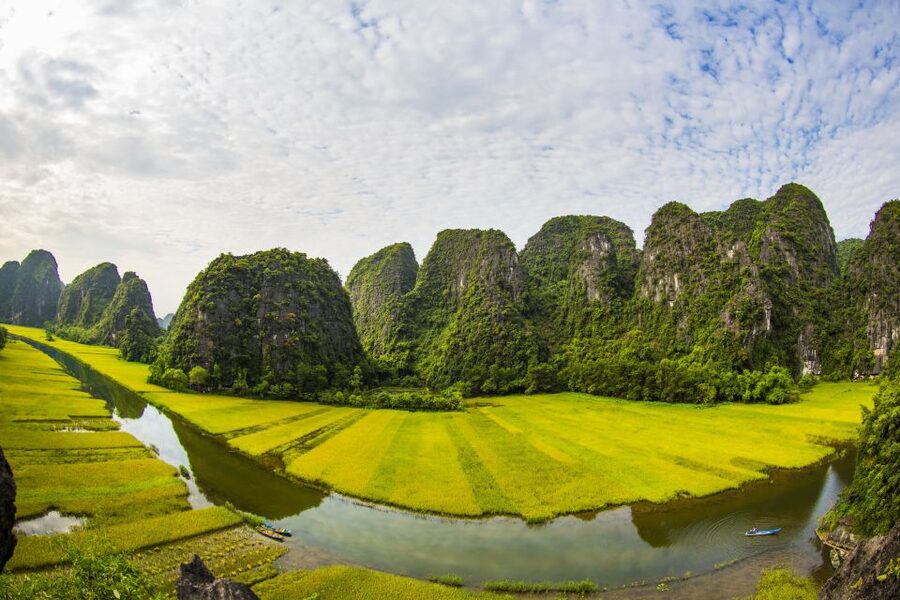 Ninh Binh Tour: Full-Day Hoa Lu and Tam Coc Boat Tour - The 7:00 pickup and the road to Ninh Binh