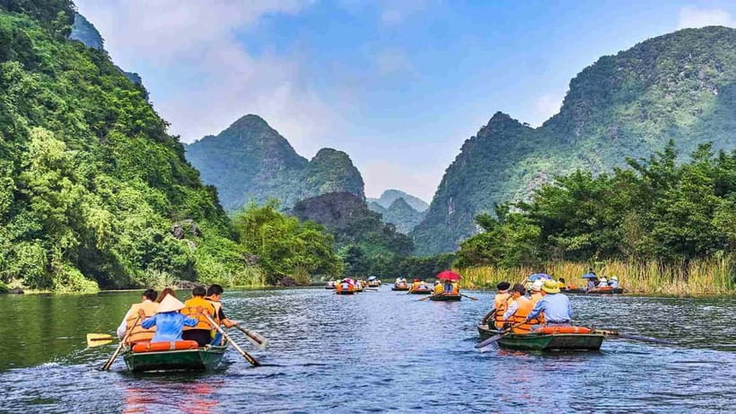 Ninh Binh: Trang An Boat Ride, Bich Dong & Mua Cave Sunset - Who will enjoy this outing most