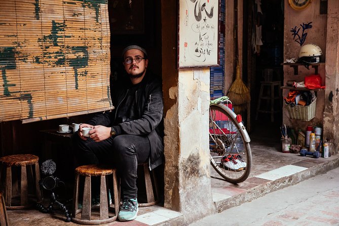 Off the Beaten Track in Hanoi: Private City Tour - Chùa Tăng Phúc among homes and alleys