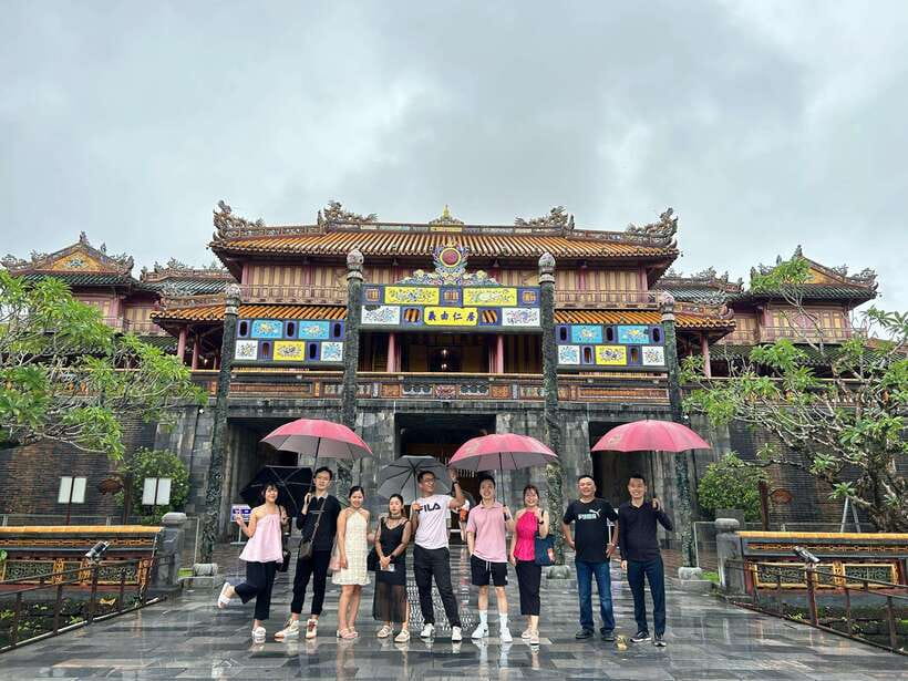 Official Hue: Dragon Boat, Imperial Citadel, & Market tour - Lunch with bun bo Hue