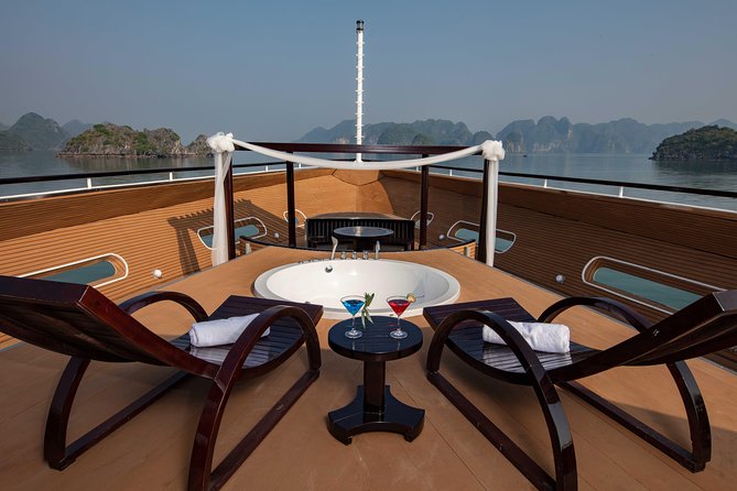 [OFFICIAL]Scarlet Pearl Cruises 5++stars &CATAMARAN ULTRA LUXURY - Morning Tai Chi and breakfast from 6:30 a.m.
