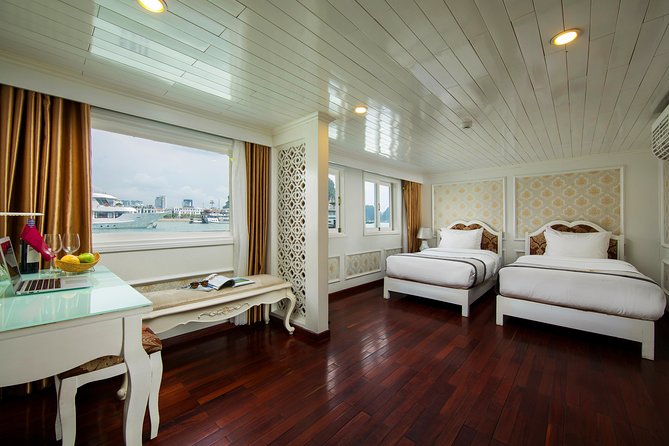 (Official) Signature Royal Cruise - 02 days 01 night program - Tai chi at 06:30 and the early morning rhythm
