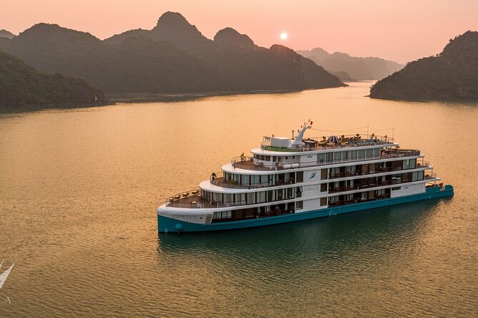 Orchid Cruises 2Days/1Night 5 Star Cruises - Day one: lunch, islands, and Thien Canh Son Cave